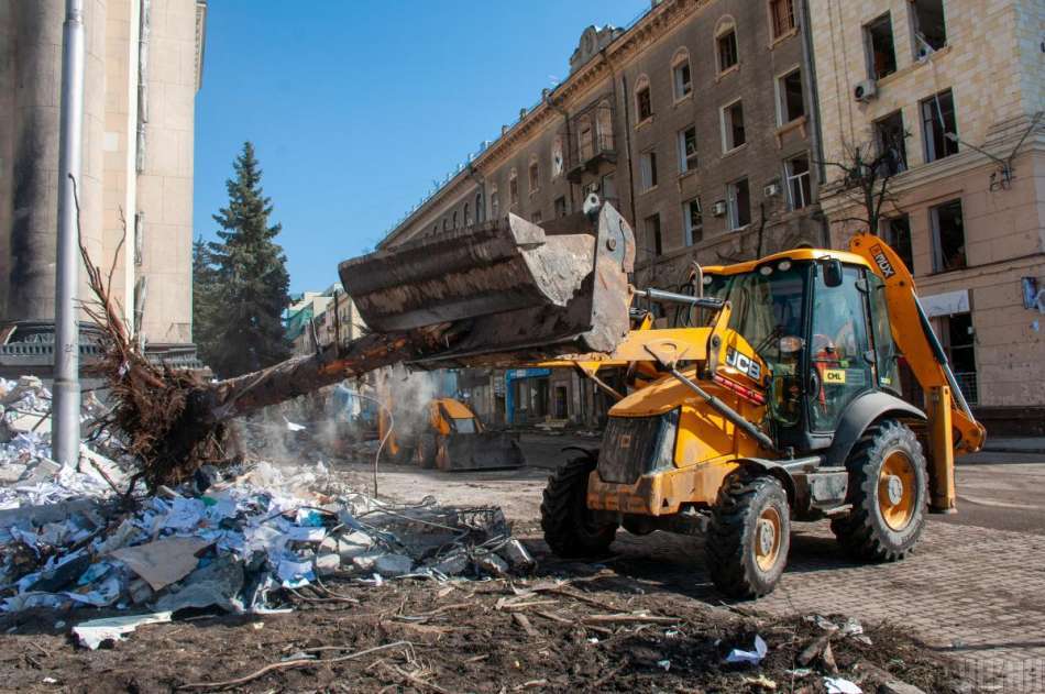 Российские оккупанты снова обстреляли центр Харькова